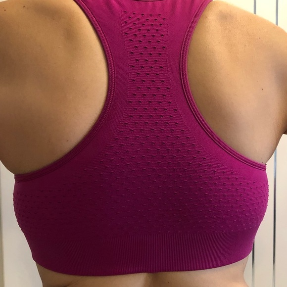 Nike Small Dri Fit Swoosh Sports Bra Racerback Athletic Fushia - Picture 2 of 12